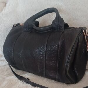 Alexander Wang- Elegant Black Leather Handbag - HB263